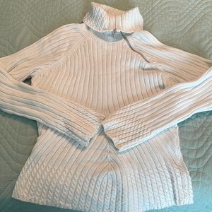 NILS white sweater M